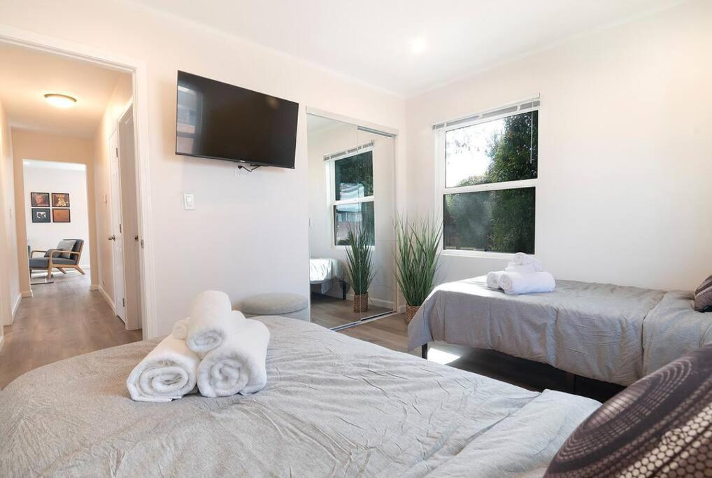Beautiful 3 Bed 1 Bath Designer Home + Hot Tub Los Angeles Luaran gambar